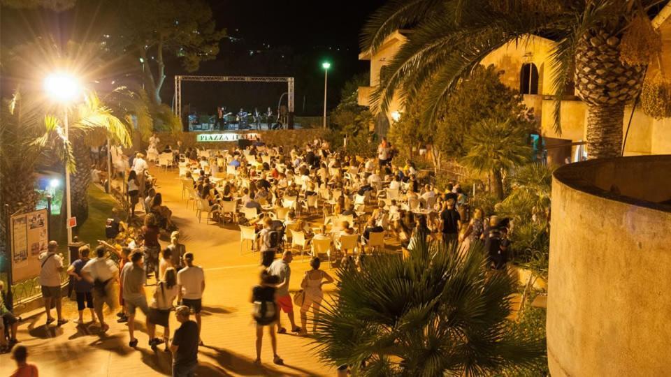 Villa Ferdinanda Costa Rei, Sardegna Bagian luar foto