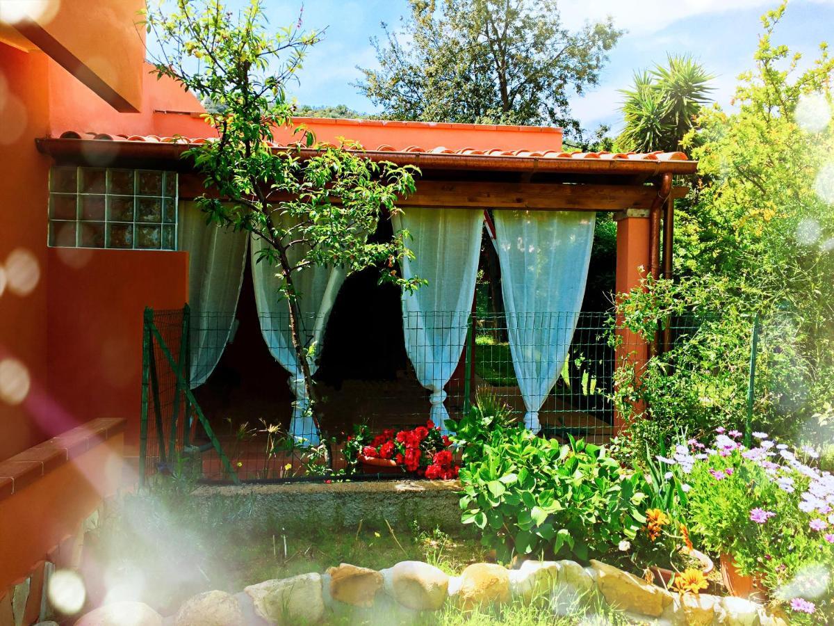 Villa Ferdinanda Costa Rei, Sardegna Bagian luar foto